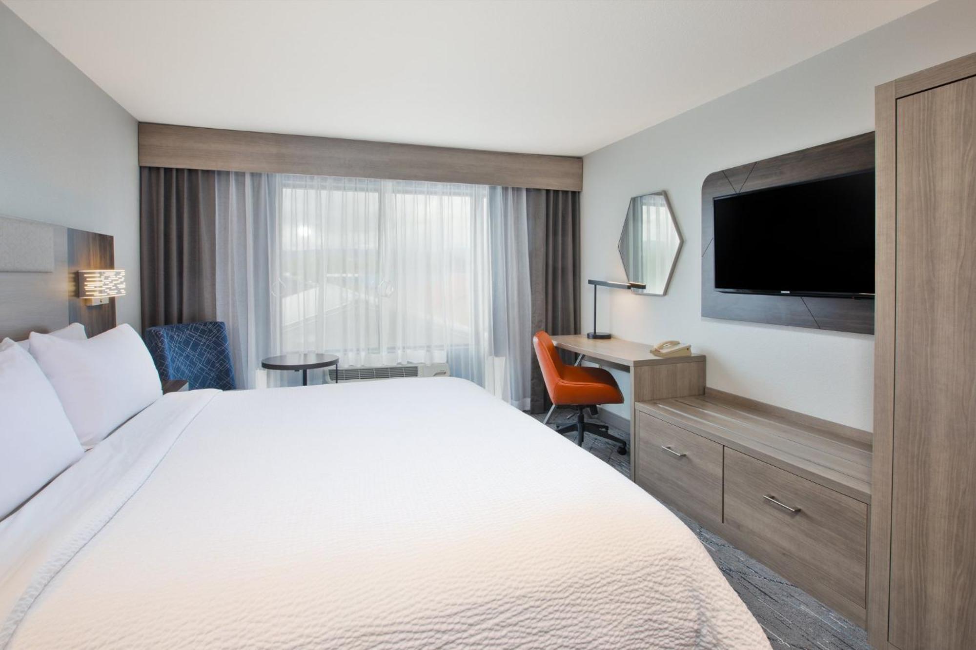 Holiday Inn Express & Suites Buffalo, An Ihg Hotel Dış mekan fotoğraf