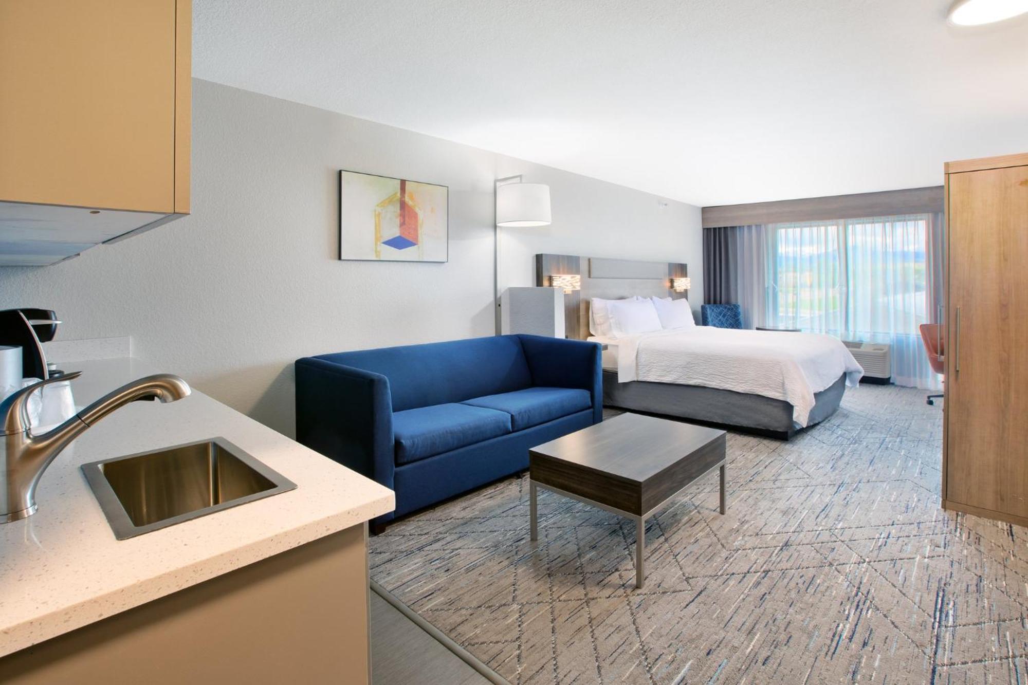Holiday Inn Express & Suites Buffalo, An Ihg Hotel Dış mekan fotoğraf
