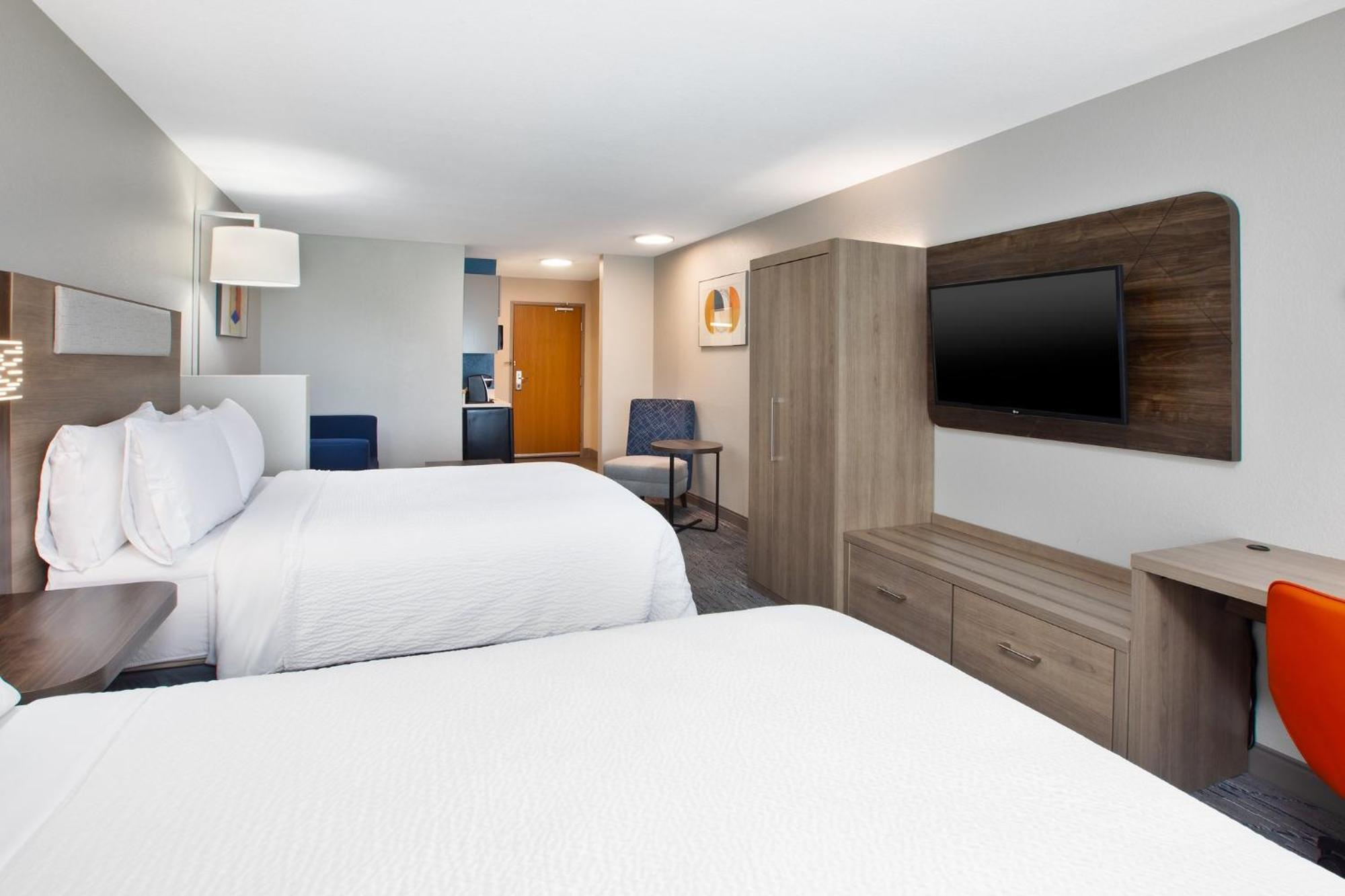 Holiday Inn Express & Suites Buffalo, An Ihg Hotel Dış mekan fotoğraf